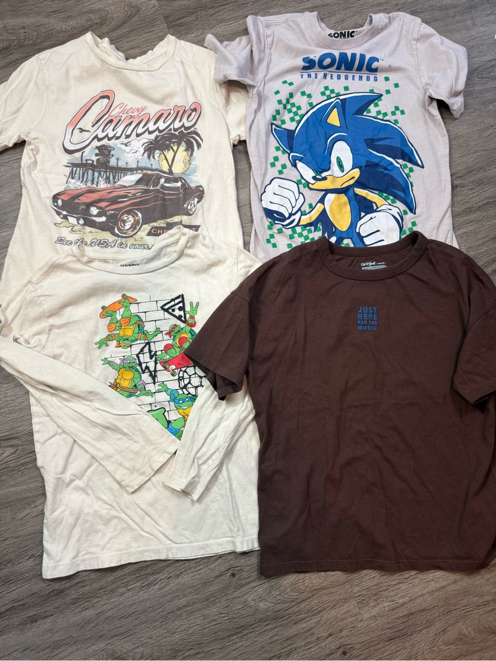 Old Navy Brown Short-Sleeve Graphic Tee
